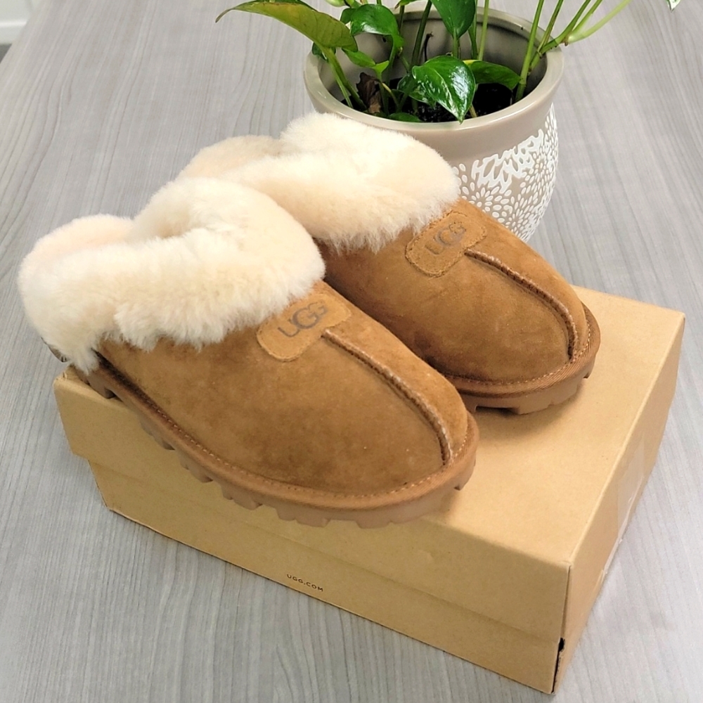 UGG Coquette Brown Women's Slippers - Size 10